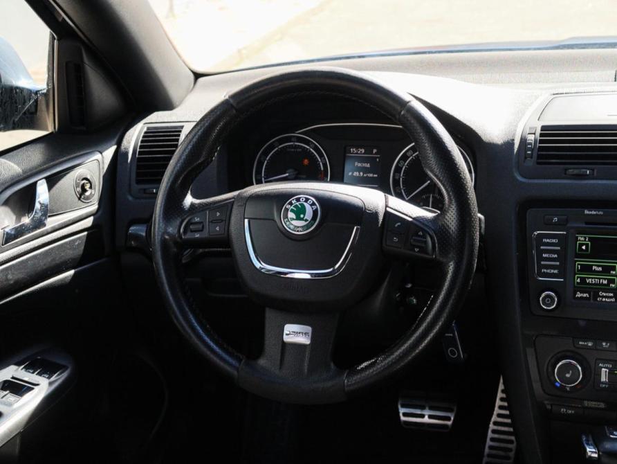 Skoda Octavia RS II Рестайлинг Москва  - изображение 10
