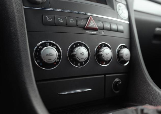 Mercedes-Benz SLK-Класс II (R171) Рестайлинг с пробегом 2008 года, цена 3 650 000 рублей, 35000 км, родстер, Автокод Объявления