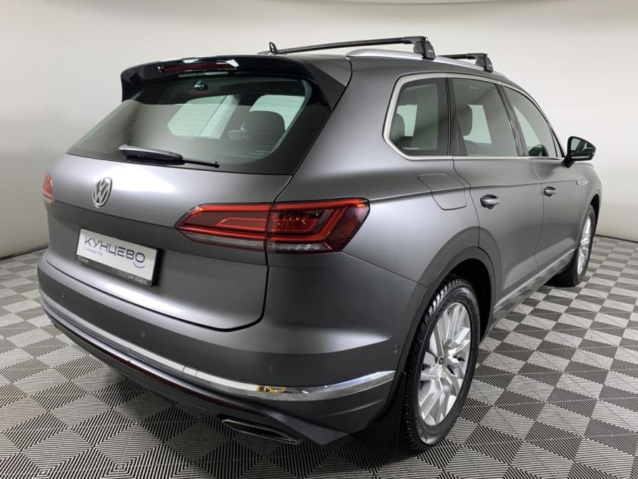Volkswagen Touareg III Москва  - изображение 5