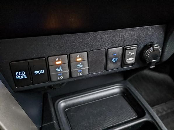 Toyota RAV4 IV (XA40) с пробегом 2014 года, цена 2 020 000 рублей, 86418 км, внедорожник, Автокод Объявления
