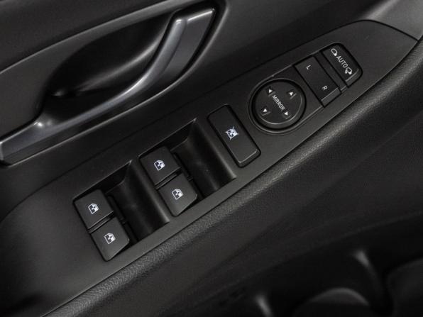 Hyundai i30 III Рестайлинг с пробегом 2019 года, цена 2 100 000 рублей, 104315 км, хэтчбек, Автокод Объявления