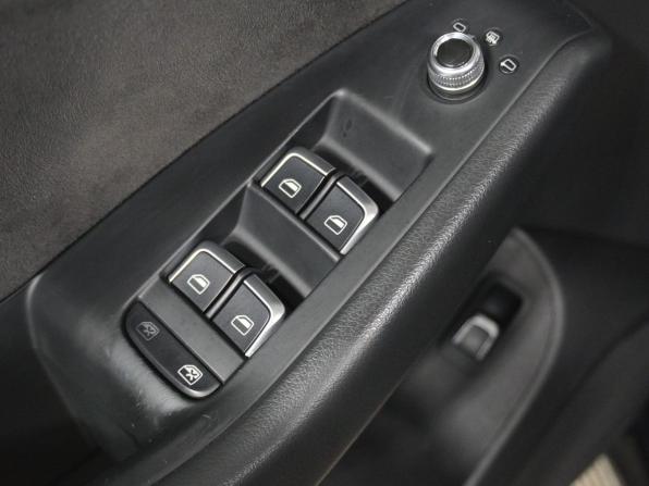Audi Q5 I (8R) Рестайлинг с пробегом 2015 года, цена 1 536 000 рублей, 278953 км, внедорожник, Автокод Объявления