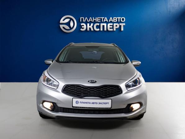 Kia Ceed II с пробегом 2013 года, цена 990 000 рублей, 237036 км, универсал, Автокод Объявления