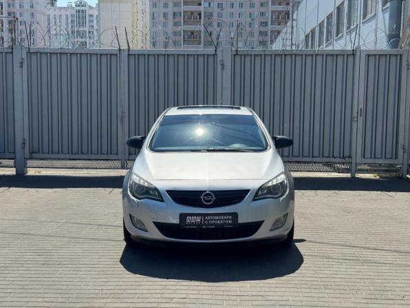 Opel Astra J с пробегом 2011 года, цена 639 000 рублей, 220028 км, хэтчбек, Автокод Объявления