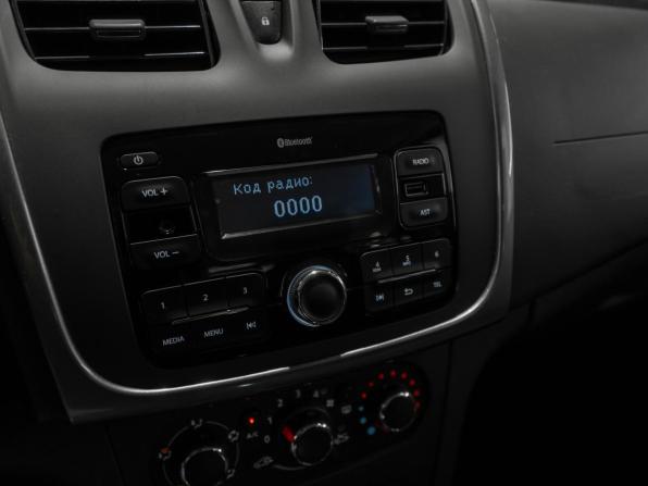 Renault Sandero II Рестайлинг с пробегом 2020 года, цена 1 295 000 рублей, 104169 км, хэтчбек, Автокод Объявления