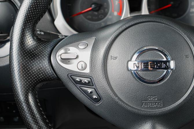 Nissan Juke I с пробегом 2012 года, цена 1 829 000 рублей, 106500 км, внедорожник, Автокод Объявления