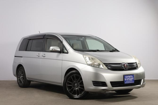 Toyota ISis I Рестайлинг с пробегом 2012 года, цена 1 449 000 рублей, 163500 км, компактвэн, Автокод Объявления