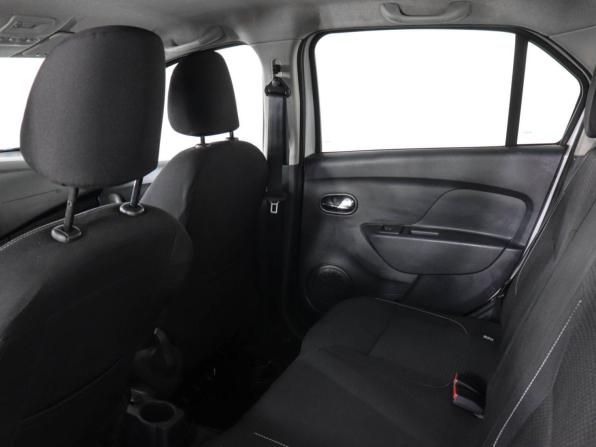 Renault Logan II Рестайлинг с пробегом 2021 года, цена 890 000 рублей, 136114 км, седан, Автокод Объявления