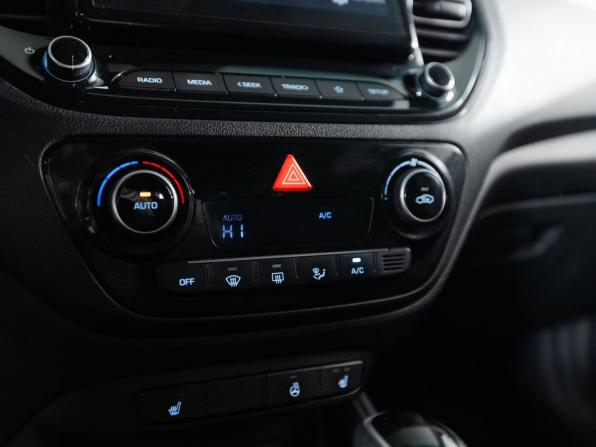 Hyundai Solaris II Рестайлинг с пробегом 2020 года, цена 1 415 000 рублей, 96233 км, седан, Автокод Объявления