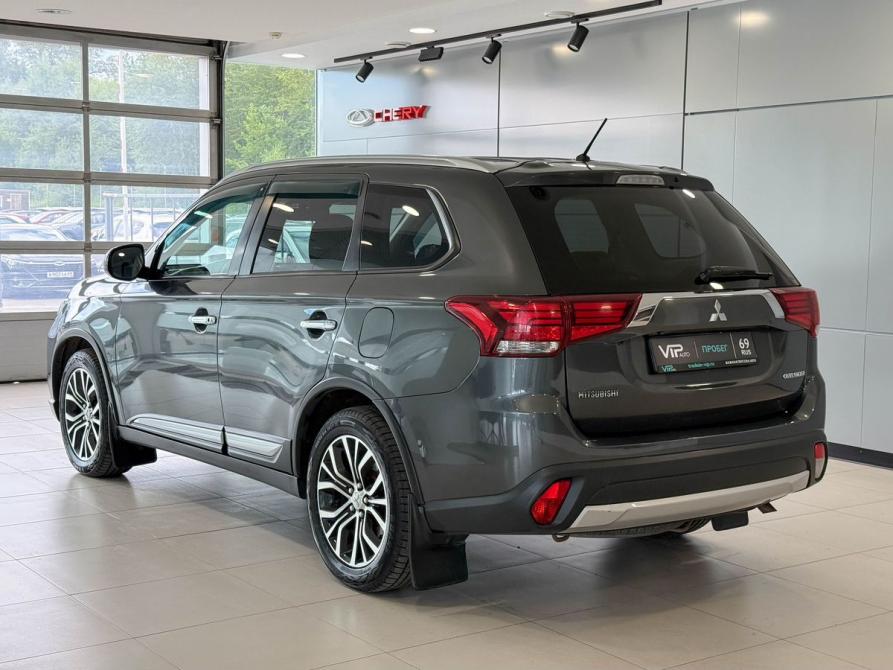 Mitsubishi Outlander III Рестайлинг 2 Тверь  - изображение 4