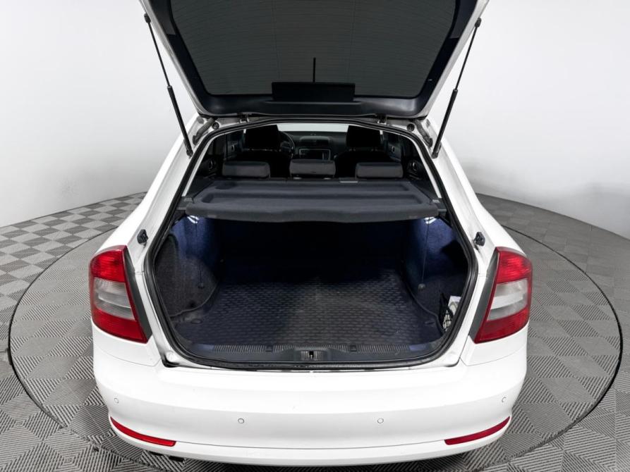 Skoda Octavia II (A5) Рестайлинг Санкт-Петербург  - изображение 19