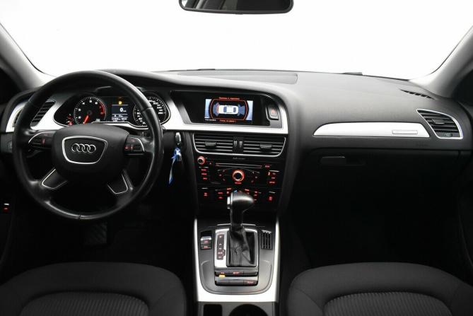 Audi A4 IV (B8) Рестайлинг с пробегом 2015 года, цена 1 600 000 рублей, 224896 км, седан, Автокод Объявления
