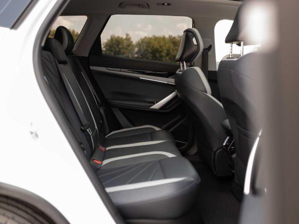 Geely Atlas II с пробегом 2023 года, цена 2 570 000 рублей, 49334 км, внедорожник, Автокод Объявления