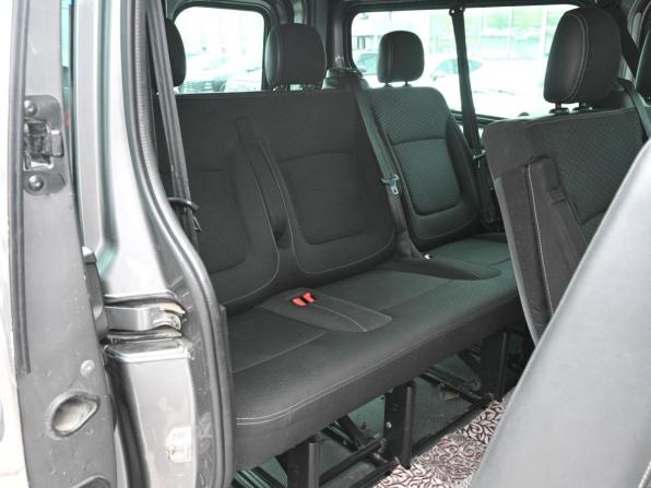 Opel Vivaro B с пробегом 2017 года, цена 2 249 000 рублей, 308924 км, минивэн, Автокод Объявления