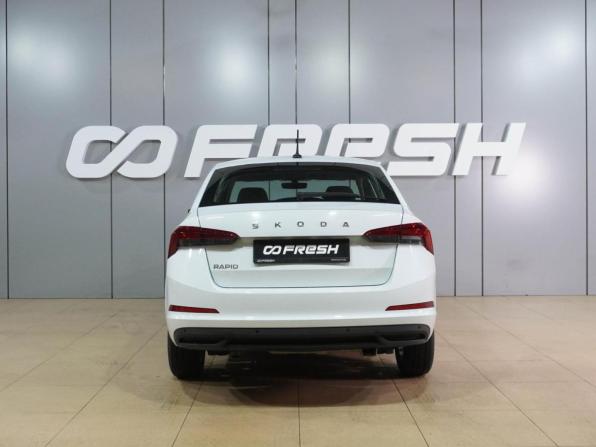 Skoda Rapid II с пробегом 2020 года, цена 1 669 000 рублей, 126875 км, лифтбек, Автокод Объявления