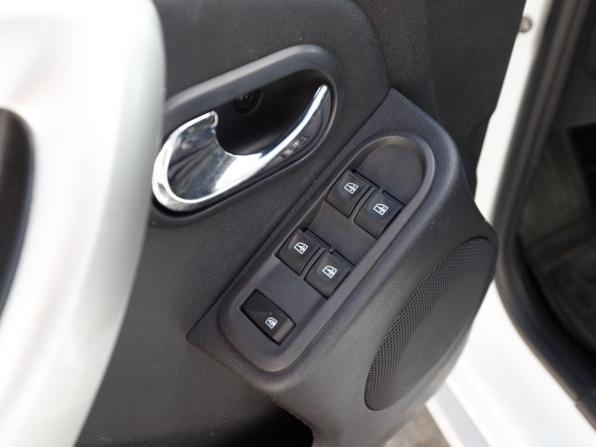 Nissan Terrano III (D10) с пробегом 2018 года, цена 1 330 000 рублей, 133861 км, внедорожник, Автокод Объявления