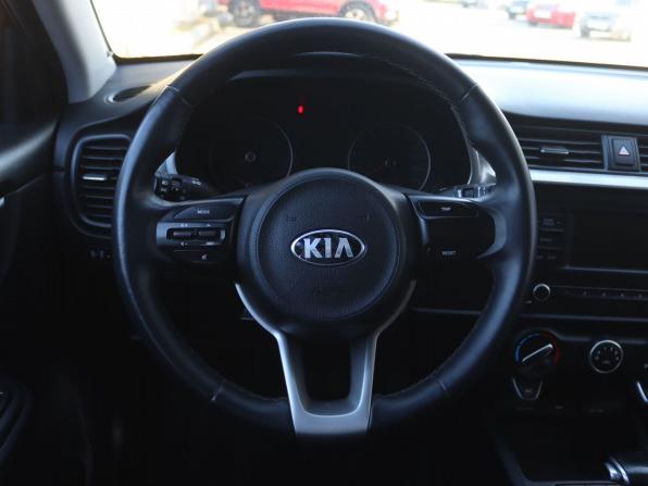 Kia Rio IV Рестайлинг с пробегом 2020 года, цена 1 212 000 рублей, 85000 км, седан, Автокод Объявления