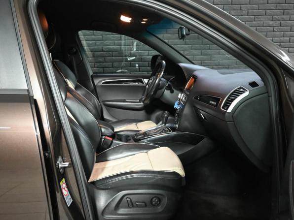Audi Q5 I (8R) с пробегом 2011 года, цена 1 100 000 рублей, 252526 км, внедорожник, Автокод Объявления
