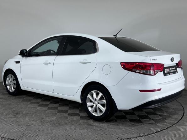Kia Rio III Рестайлинг с пробегом 2016 года, цена 1 099 000 рублей, 152914 км, седан, Автокод Объявления