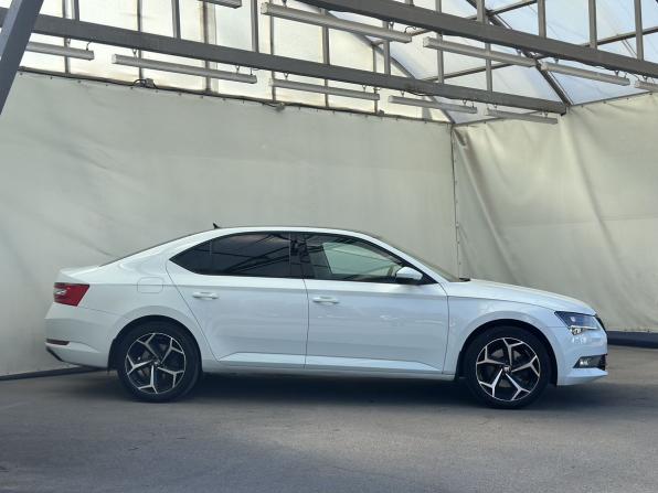 Skoda Superb III с пробегом 2016 года, цена 1 650 000 рублей, 183518 км, лифтбек, Автокод Объявления