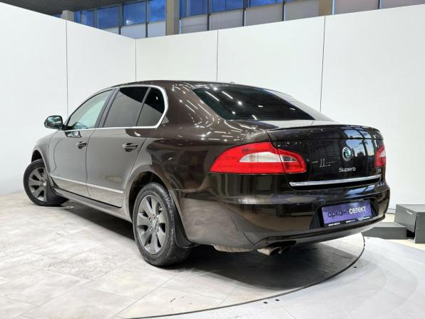 Skoda Superb II с пробегом 2012 года, цена 880 000 рублей, 230277 км, лифтбек, Автокод Объявления