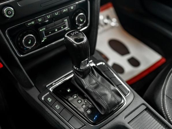 Skoda Superb II Рестайлинг с пробегом 2014 года, цена 1 175 000 рублей, 206015 км, лифтбек, Автокод Объявления