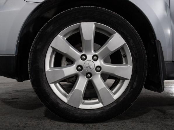 Mitsubishi Outlander II Рестайлинг с пробегом 2011 года, цена 1 210 000 рублей, 213906 км, внедорожник, Автокод Объявления
