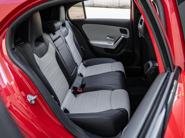 Mercedes-Benz A-Класс IV (W177) с пробегом 2018 года, цена 2 350 000 рублей, 74239 км, хэтчбек, Автокод Объявления