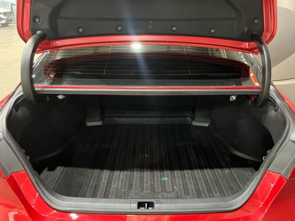 Toyota Camry VIII (XV70) Рестайлинг с пробегом 2021 года, цена 3 030 000 рублей, 91223 км, седан, Автокод Объявления
