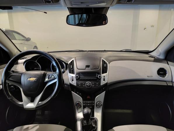 Chevrolet Cruze I Рестайлинг с пробегом 2013 года, цена 639 000 рублей, 248882 км, хэтчбек, Автокод Объявления