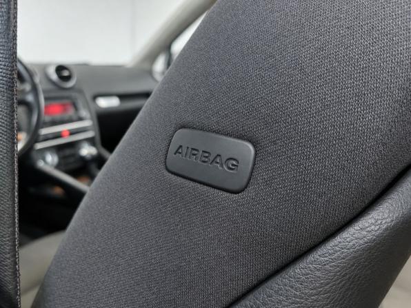 Audi A3 II (8P) Рестайлинг 2 с пробегом 2010 года, цена 949 000 рублей, 180264 км, хэтчбек, Автокод Объявления