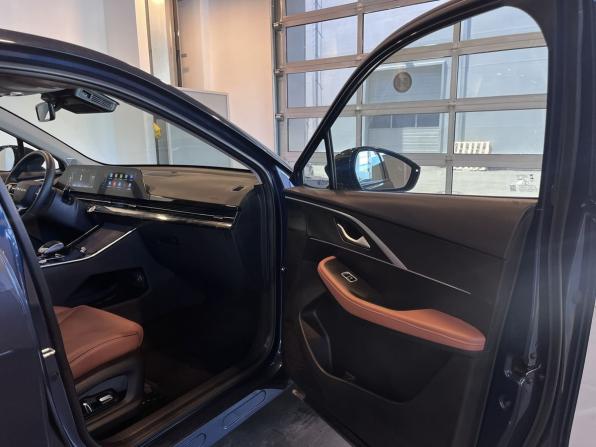 Omoda C5 I с пробегом 2023 года, цена 2 295 000 рублей, 49960 км, внедорожник, Автокод Объявления