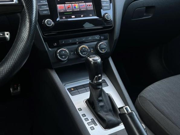 Skoda Octavia III (A7) с пробегом 2014 года, цена 1 350 000 рублей, 210144 км, лифтбек, Автокод Объявления