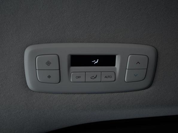 Hyundai Staria I с пробегом 2023 года, цена 5 775 000 рублей, 2075 км, минивэн, Автокод Объявления