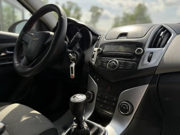 Chevrolet Cruze I Рестайлинг с пробегом 2013 года, цена 749 000 рублей, 248932 км, седан, Автокод Объявления