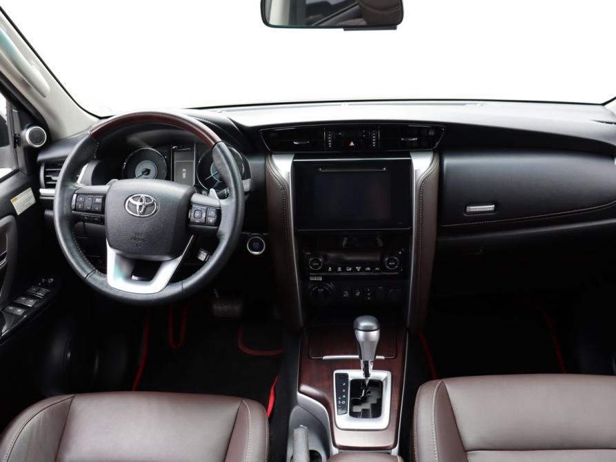 Toyota Fortuner II Москва  - изображение 14