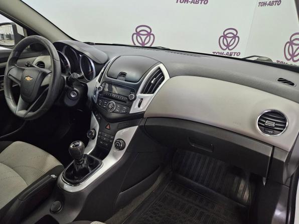 Chevrolet Cruze I Рестайлинг с пробегом 2014 года, цена 757 000 рублей, 131565 км, хэтчбек, Автокод Объявления