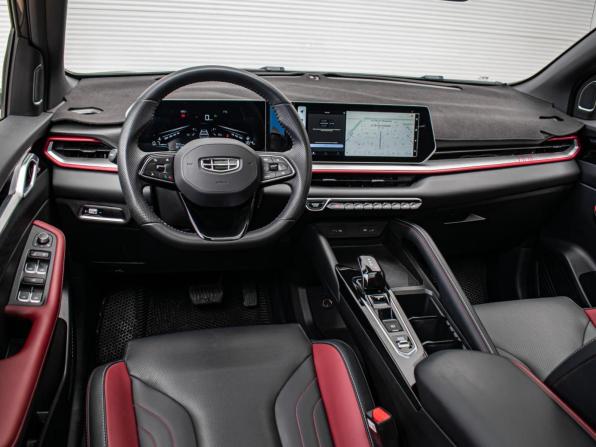 Geely Coolray I Рестайлинг с пробегом 2024 года, цена 2 330 000 рублей, 8678 км, внедорожник, Автокод Объявления