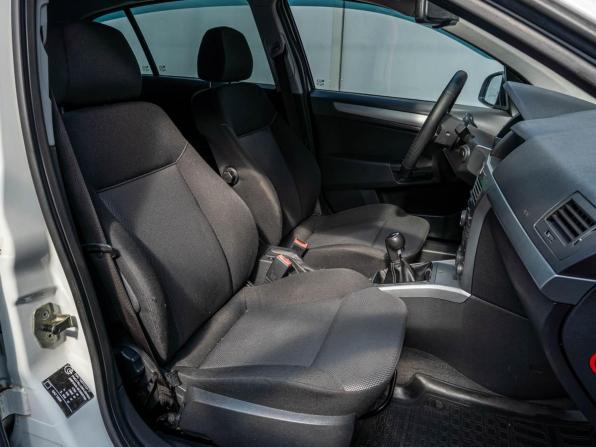 Opel Astra H Рестайлинг с пробегом 2011 года, цена 459 000 рублей, 190243 км, хэтчбек, Автокод Объявления