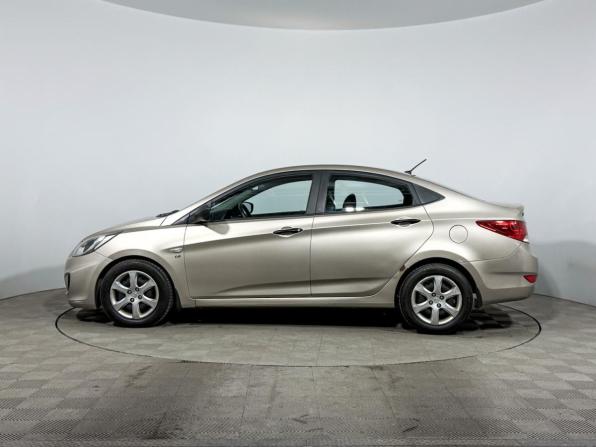 Hyundai Solaris I с пробегом 2011 года, цена 635 000 рублей, 197462 км, седан, Автокод Объявления