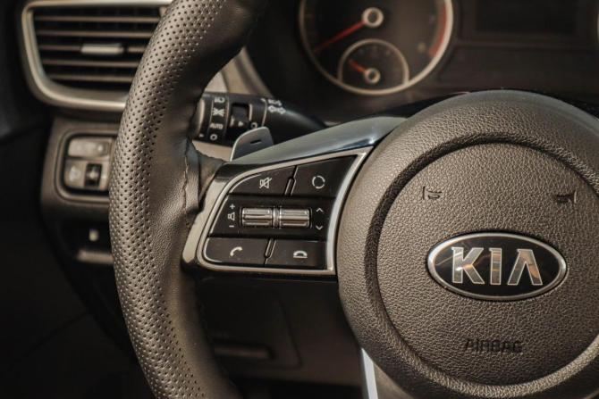 Kia Optima IV Рестайлинг с пробегом 2019 года, цена 1 249 000 рублей, 194356 км, седан, Автокод Объявления