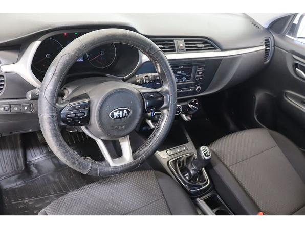 Kia Rio IV Рестайлинг с пробегом 2021 года, цена 1 395 000 рублей, 140942 км, седан, Автокод Объявления