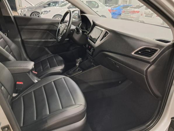 Hyundai Solaris II с пробегом 2017 года, цена 1 149 000 рублей, 178547 км, седан, Автокод Объявления