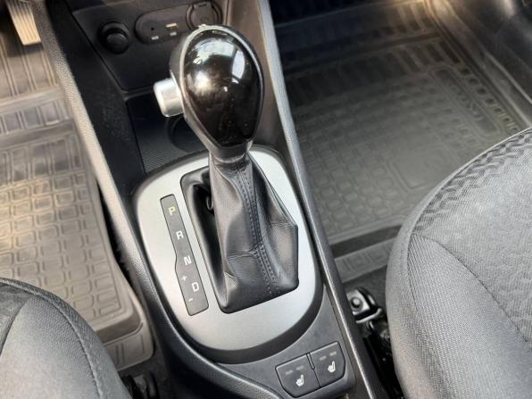 Kia Rio III Рестайлинг с пробегом 2015 года, цена 825 000 рублей, 241036 км, седан, Автокод Объявления