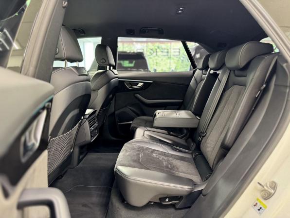 Audi Q8 I (4M) с пробегом 2022 года, цена 7 700 000 рублей, 51582 км, внедорожник, Автокод Объявления