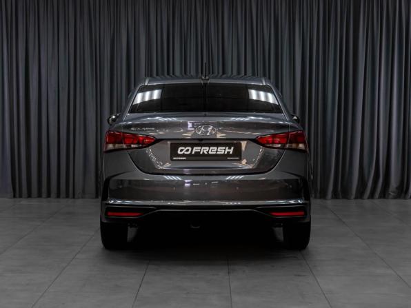 Hyundai Solaris II Рестайлинг с пробегом 2021 года, цена 1 769 000 рублей, 94961 км, седан, Автокод Объявления