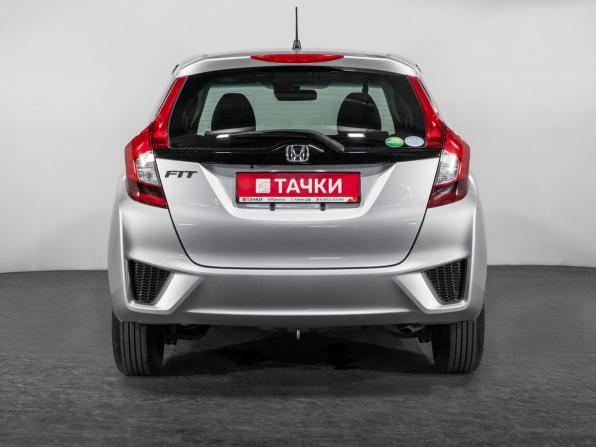 Honda Fit III с пробегом 2016 года, цена 849 500 рублей, 188752 км, хэтчбек, Автокод Объявления