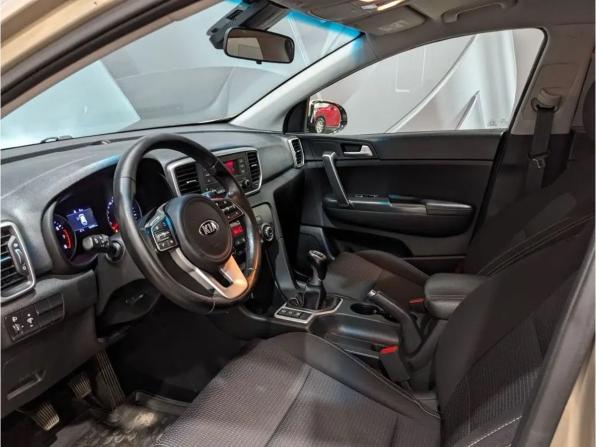 Kia Sportage IV Рестайлинг с пробегом 2019 года, цена 1 945 000 рублей, 102400 км, внедорожник, Автокод Объявления