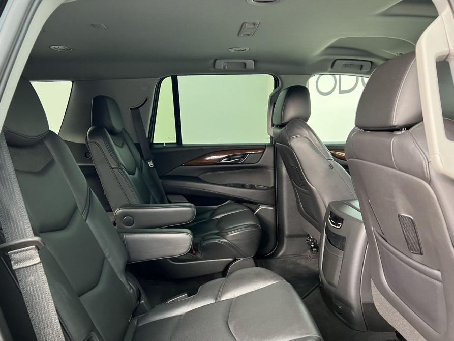 Cadillac Escalade IV Москва  - изображение 12
