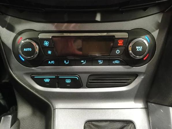 Ford Focus III с пробегом 2012 года, цена 669 000 рублей, 125500 км, хэтчбек, Автокод Объявления